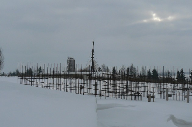 Paminklas partizanams Kryžkalnyje, A.Dambrausko nuotr. Paminklas partizanams Kryžkalnyje, A.Dambrausko nuotr.