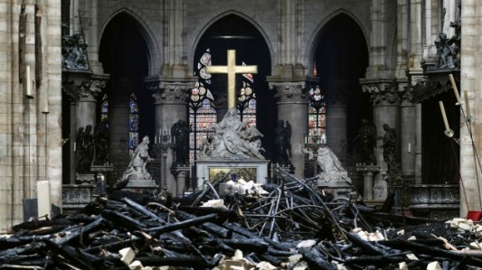 Vaizdo rezultatas pagal užklausą „Išpuoliai prieš Prancūzijos bažnyčias – ilgai nutylėta tema“